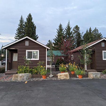 9 Bar W Cabins Запад Йеллоустон Экстерьер фото