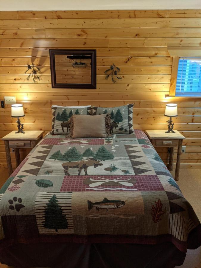 9 Bar W Cabins Запад Йеллоустон Экстерьер фото