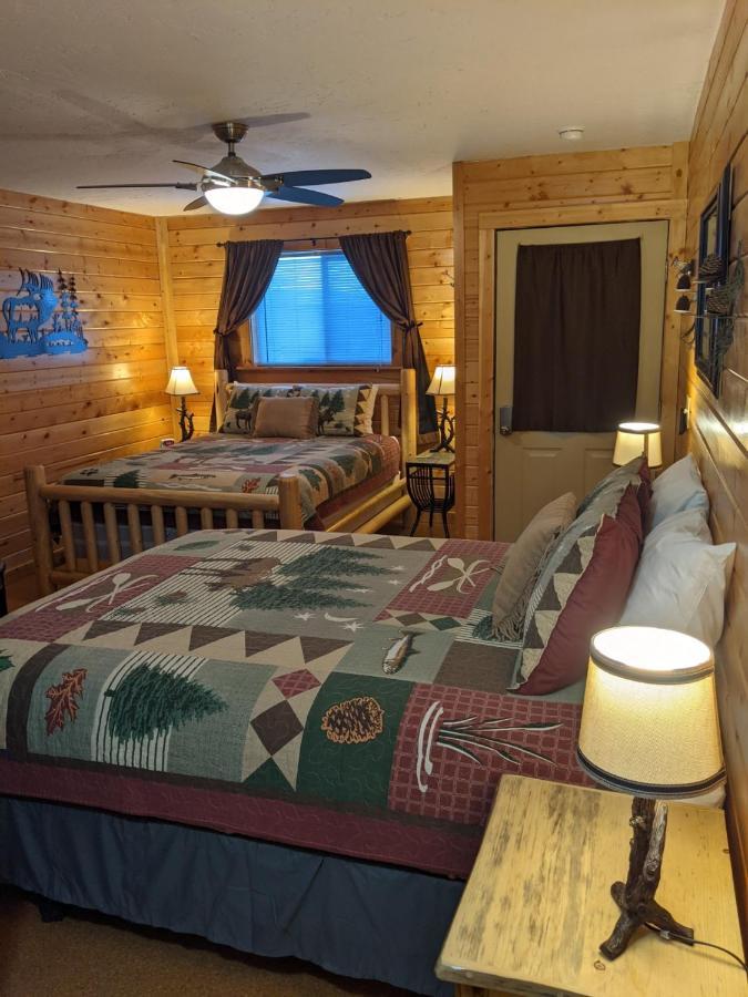 9 Bar W Cabins Запад Йеллоустон Экстерьер фото