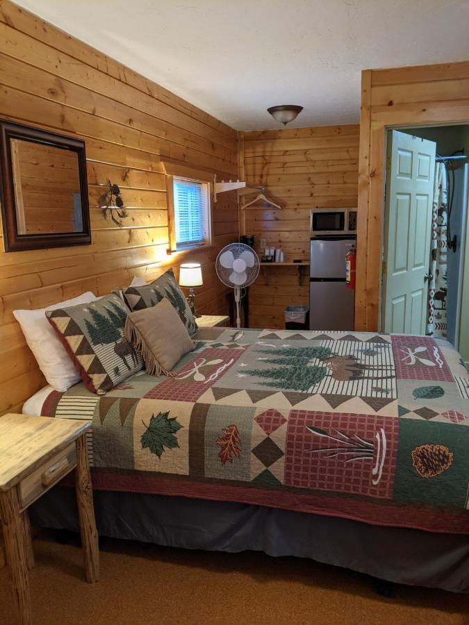 9 Bar W Cabins Запад Йеллоустон Экстерьер фото